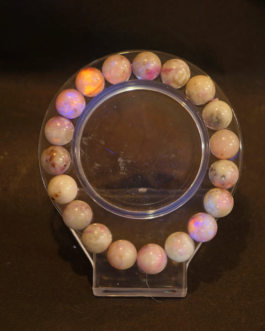 ハックマナイト