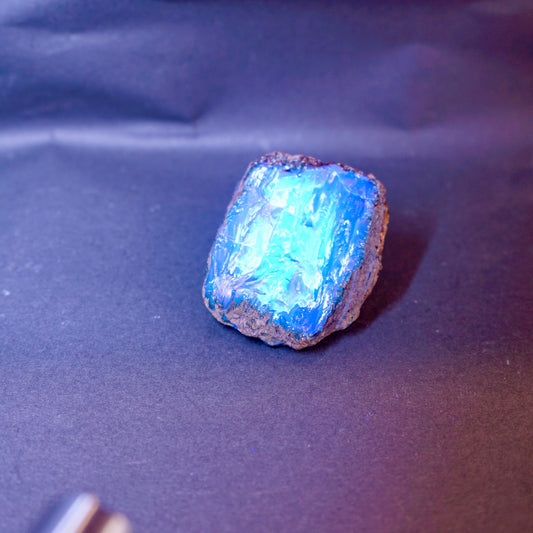 アンバー(琥珀)