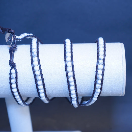 ハウライト_ネックレス