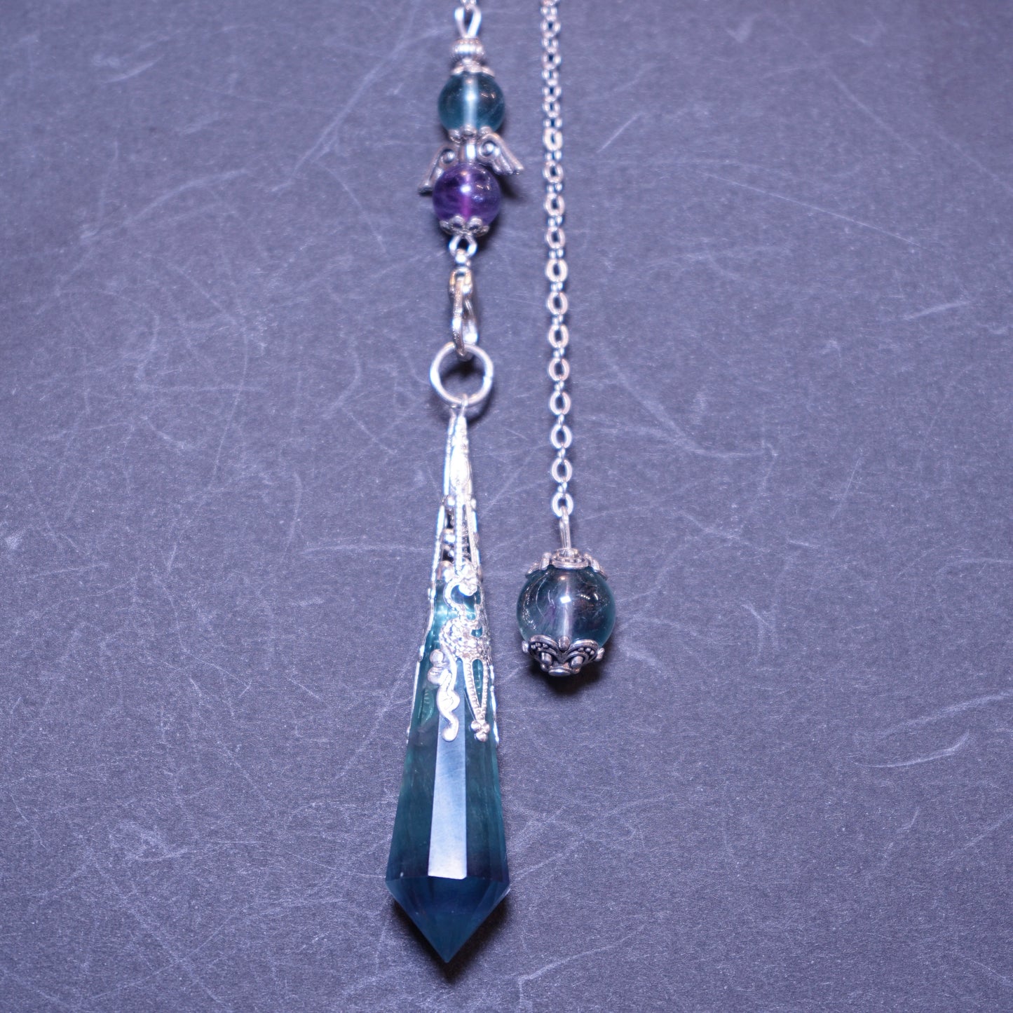 フローライトペンデュラム