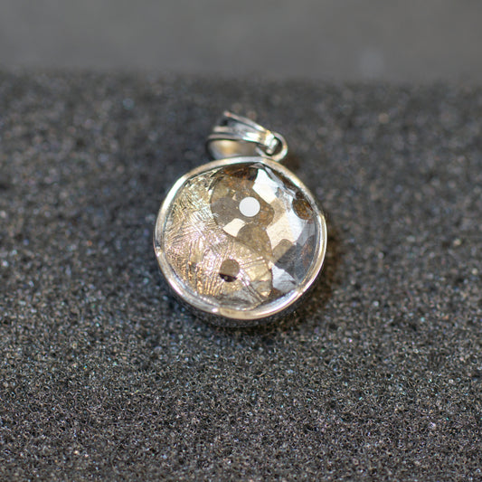 ギベオン&パラサイト隕石太極図ペンダントトップ