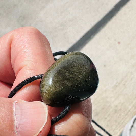 オブシディアン シーン