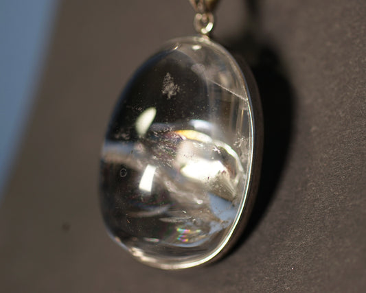 レインボー水晶