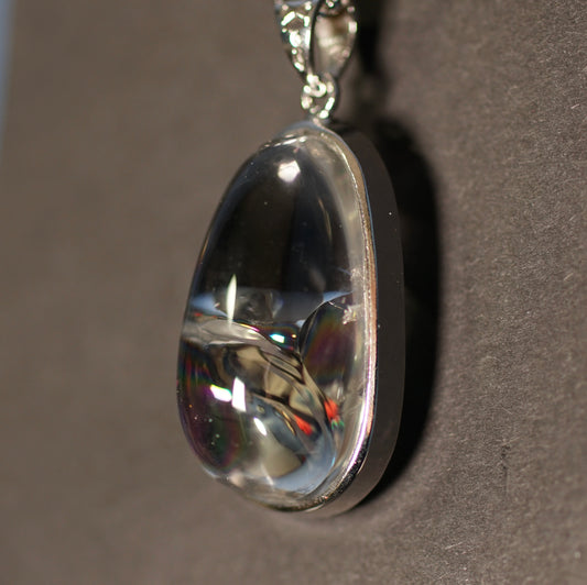 レインボー水晶