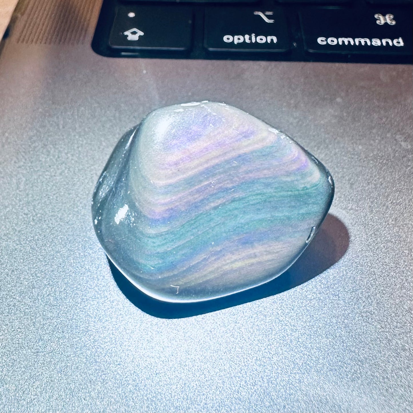 レインボーオブシディアン